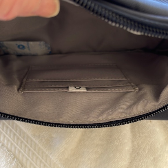 Baggallini Modern Waist Pack Sling - Picture 5 of 10